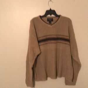 Men’s Sweater Size Large
